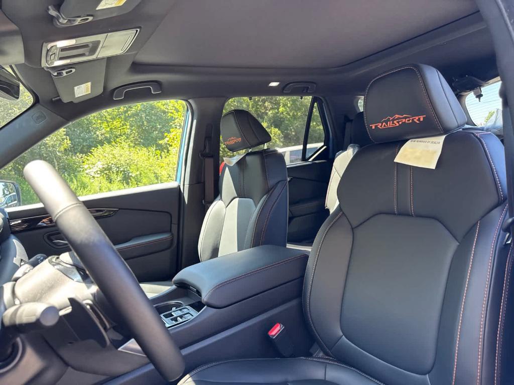 new 2025 Honda Pilot car, priced at $52,950