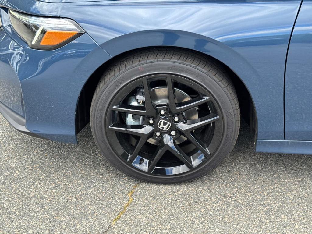 new 2025 Honda Civic Hybrid car, priced at $30,555