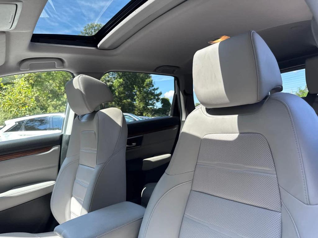 used 2022 Honda CR-V car, priced at $30,685