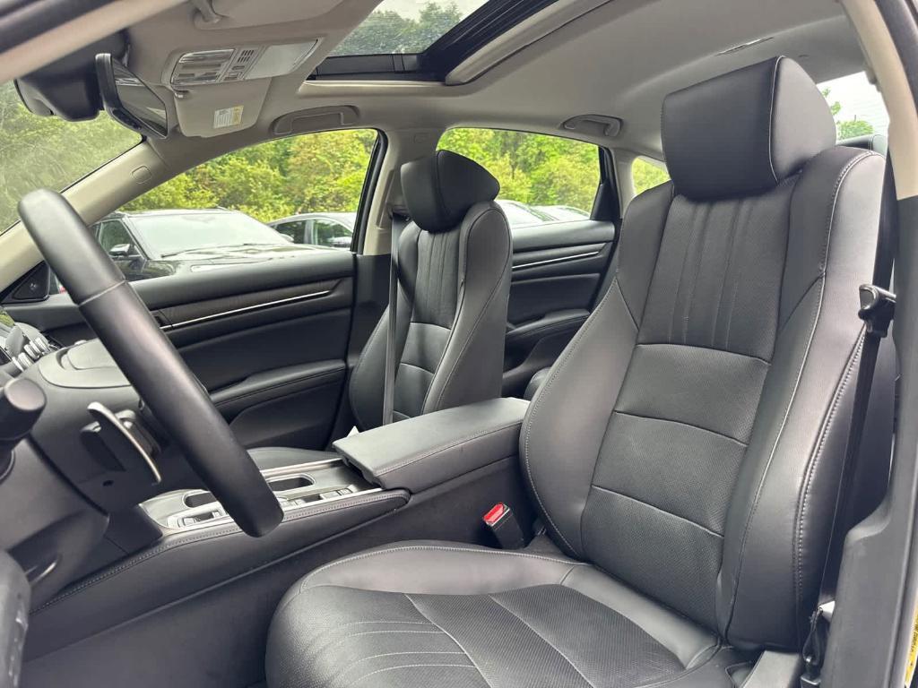 used 2022 Honda Accord Hybrid car, priced at $29,988