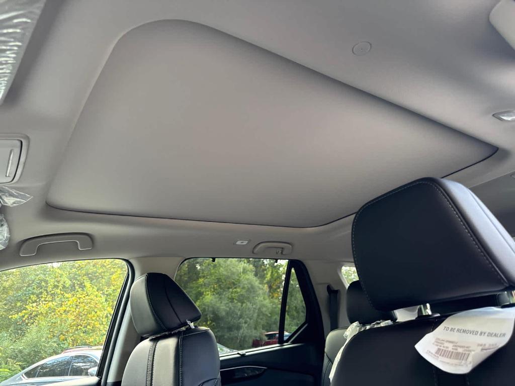 new 2025 Honda Pilot car, priced at $52,995