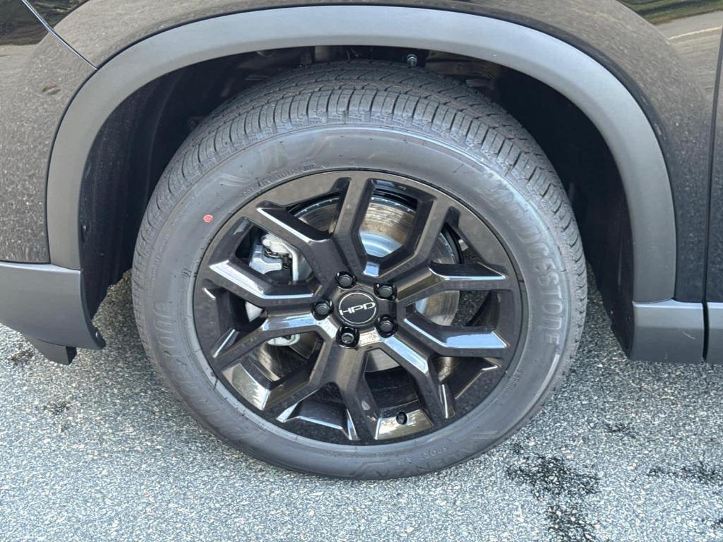 new 2025 Honda Pilot car, priced at $52,995