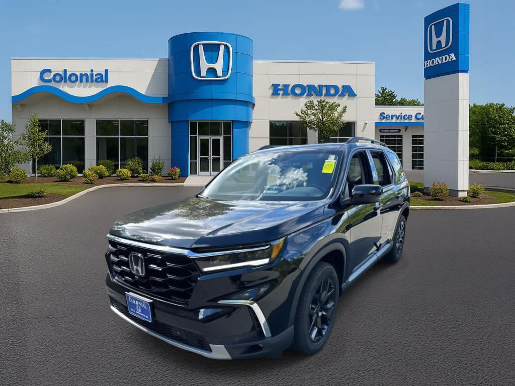 new 2025 Honda Pilot car, priced at $52,995