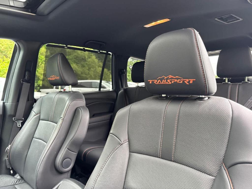 used 2022 Honda Pilot car, priced at $34,694