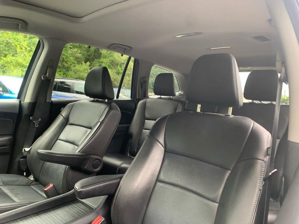 used 2022 Honda Pilot car, priced at $31,988