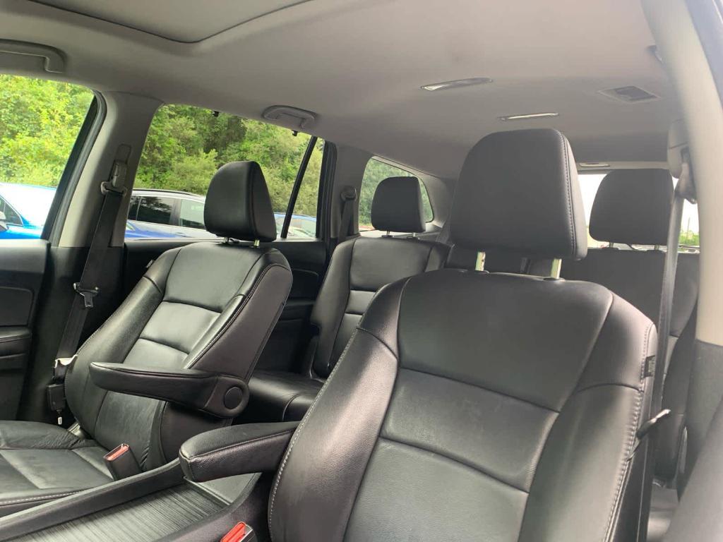 used 2022 Honda Pilot car, priced at $31,395