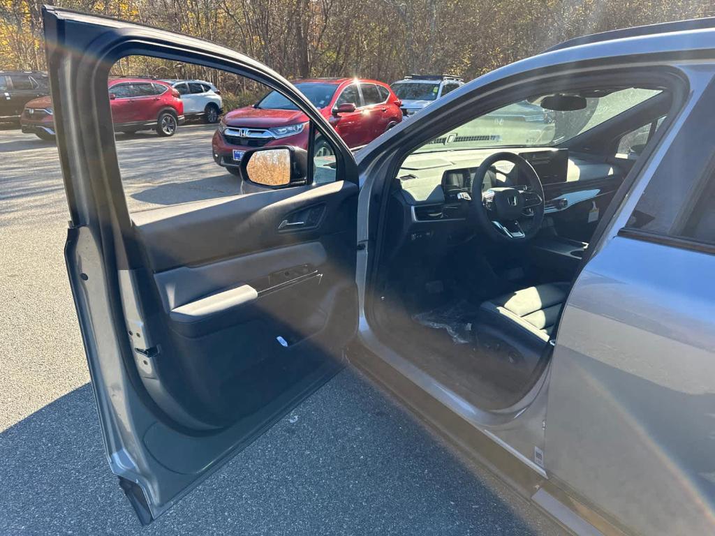 new 2026 Honda Prologue car, priced at $55,995