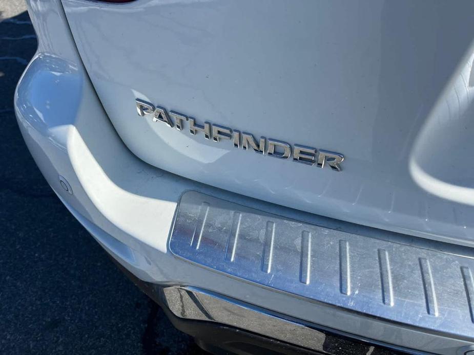 used 2020 Nissan Pathfinder car, priced at $21,288