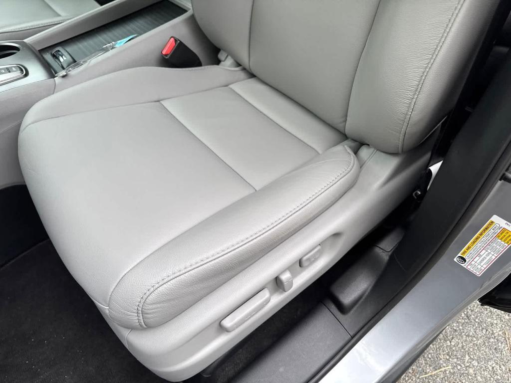 used 2022 Honda Pilot car, priced at $33,388