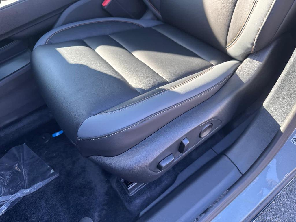 new 2025 Honda Prologue car, priced at $56,195