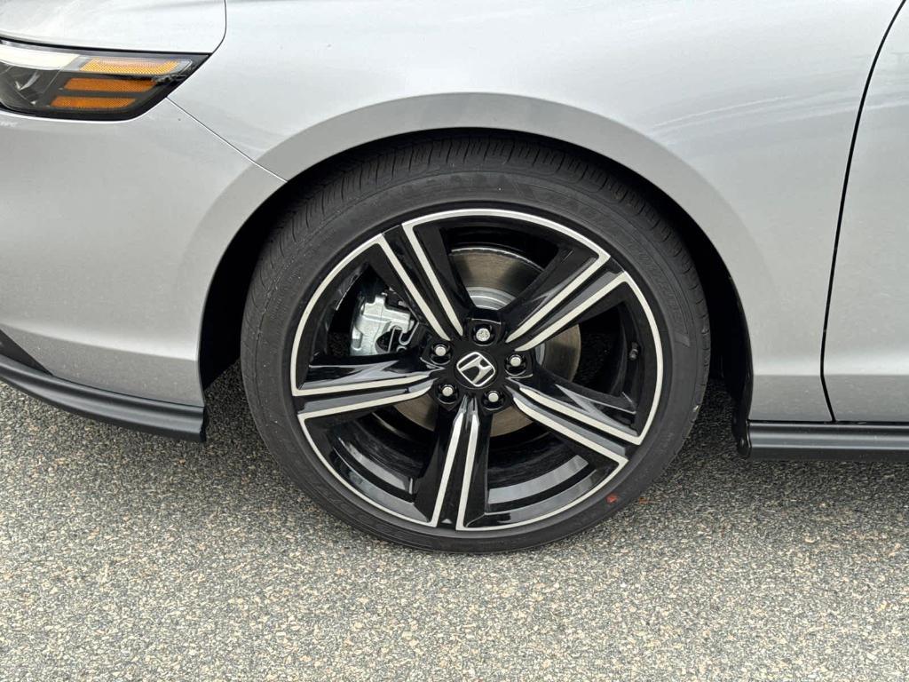 new 2025 Honda Accord Hybrid car, priced at $34,850