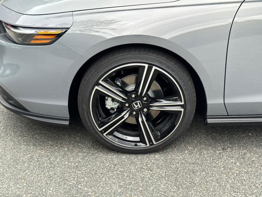 new 2025 Honda Accord Hybrid car, priced at $35,260
