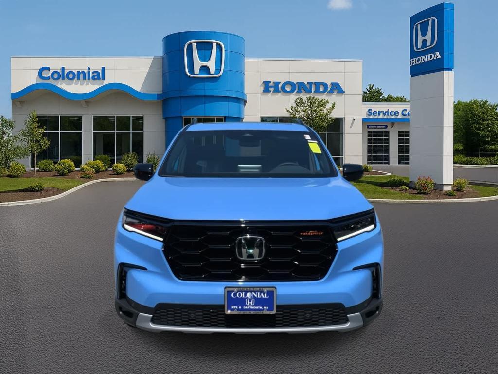 new 2025 Honda Pilot car, priced at $51,305