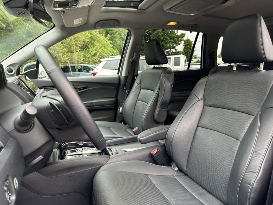 used 2022 Honda Pilot car, priced at $32,485