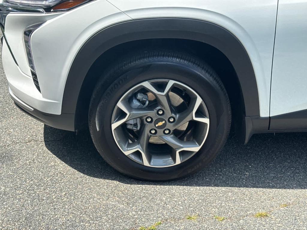 used 2025 Chevrolet Trax car, priced at $23,695
