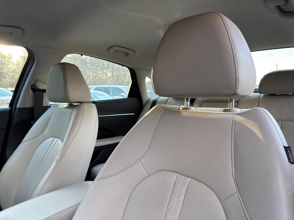 used 2021 Hyundai Sonata Hybrid car, priced at $16,645