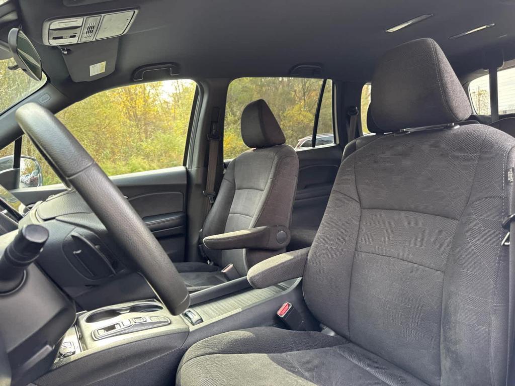 used 2022 Honda Pilot car, priced at $28,988