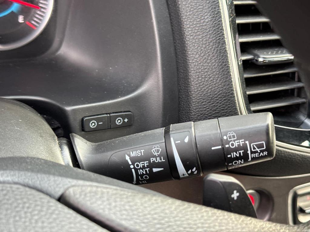 used 2022 Honda Pilot car, priced at $28,988