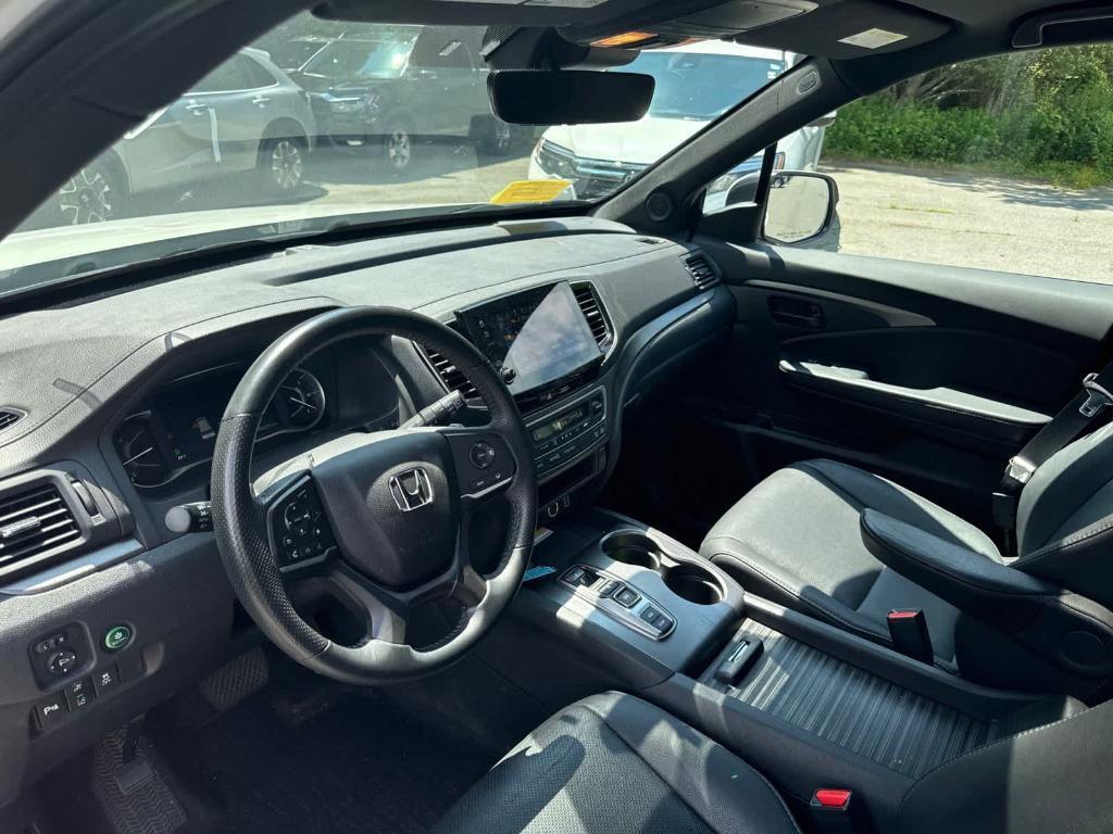 used 2022 Honda Passport car, priced at $31,525