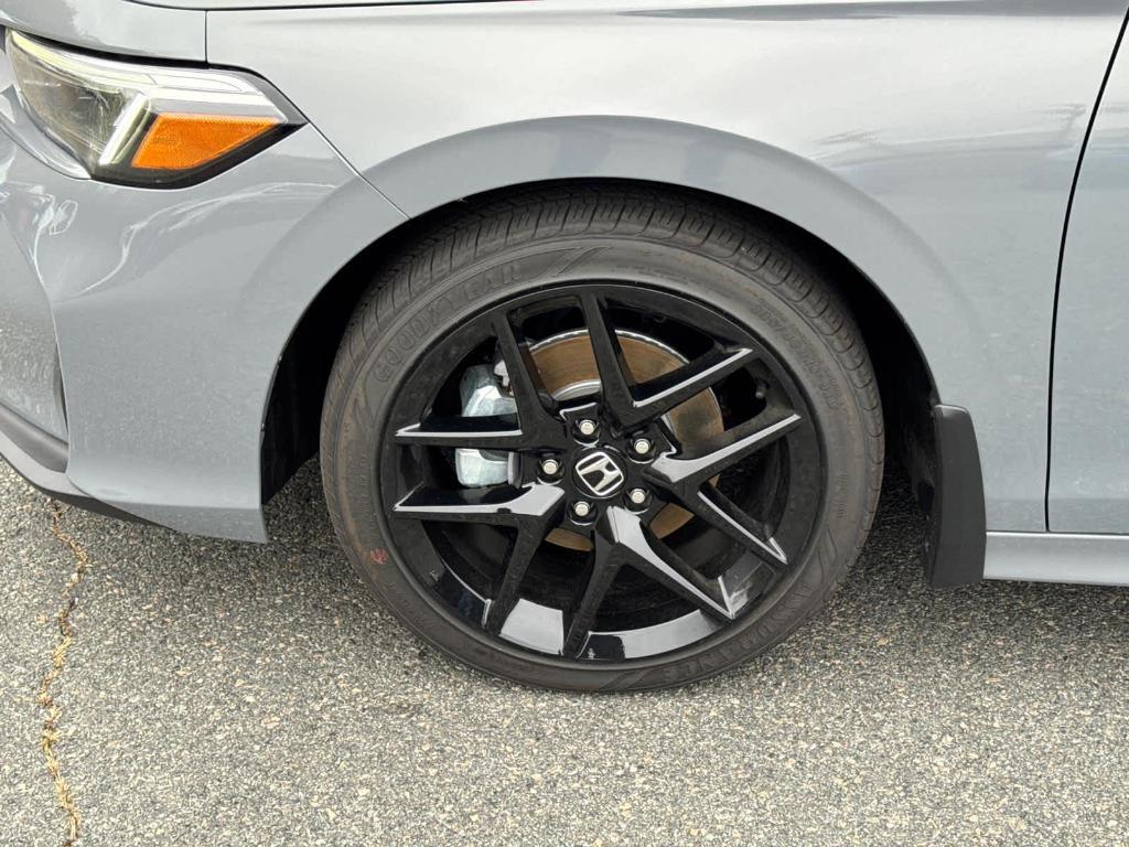 new 2026 Honda Civic Hybrid car, priced at $30,900