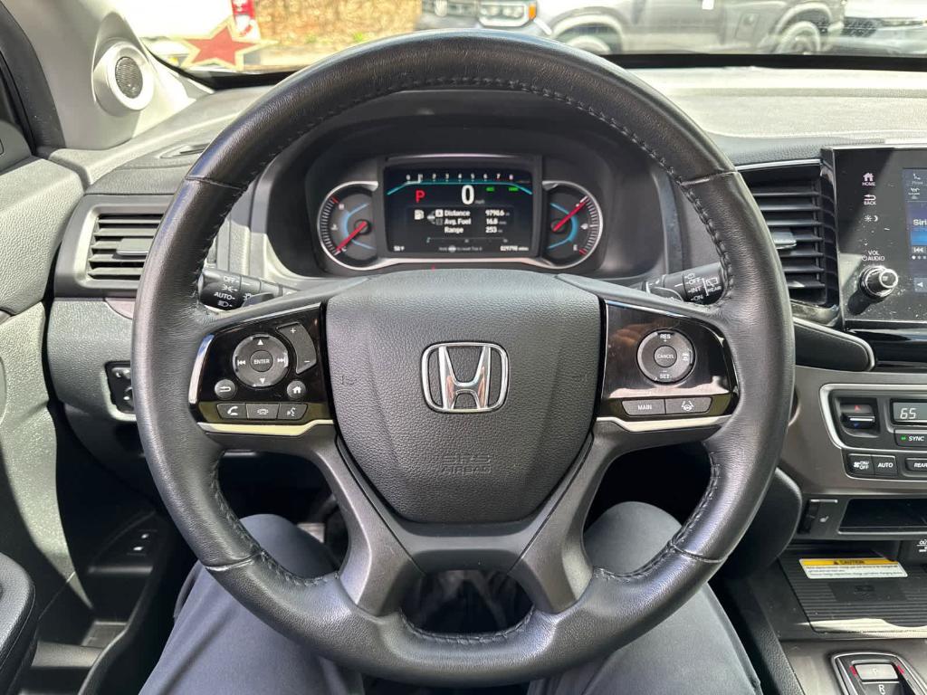 used 2022 Honda Pilot car, priced at $33,894