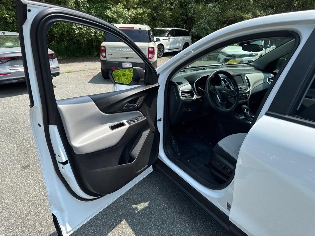 used 2022 Chevrolet Equinox car, priced at $23,991