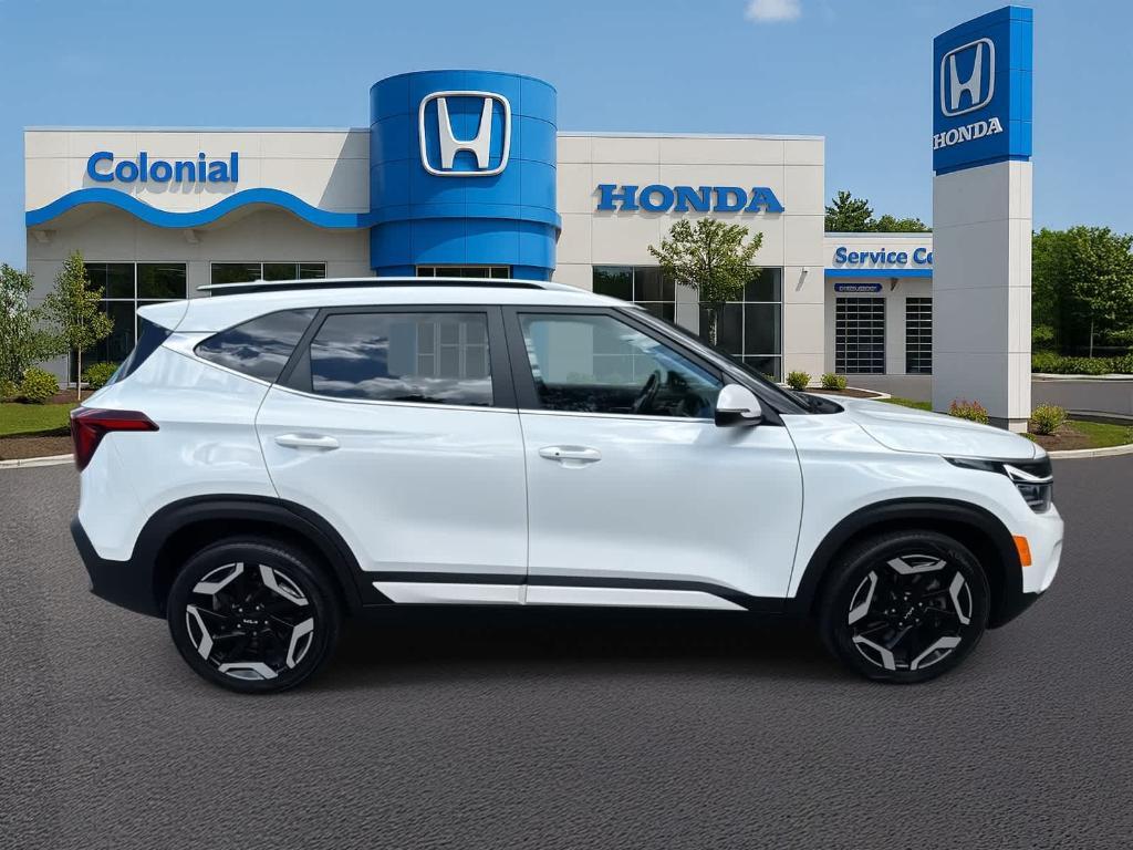 used 2024 Kia Seltos car, priced at $25,888