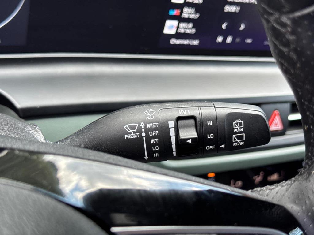used 2024 Kia Seltos car, priced at $25,888