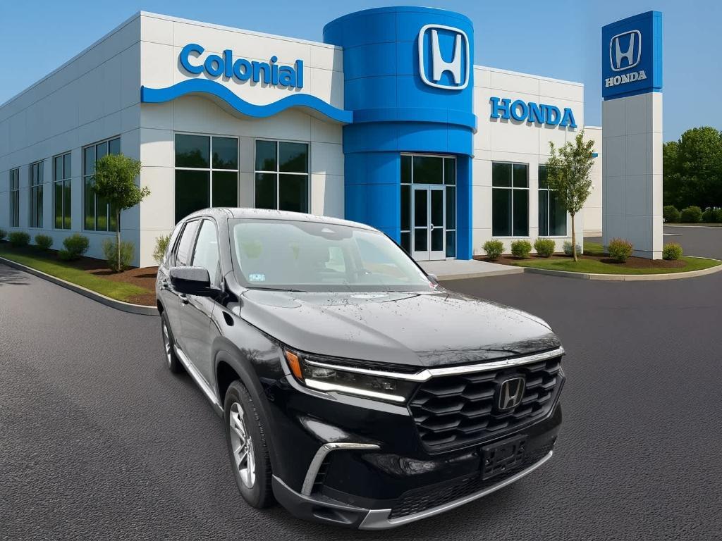 used 2025 Honda Pilot car, priced at $41,488