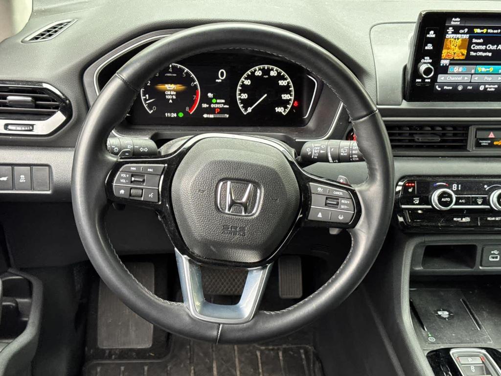 used 2025 Honda Pilot car, priced at $41,488