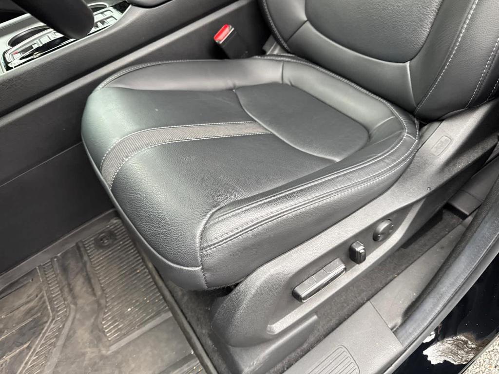 used 2025 Honda Pilot car, priced at $41,488