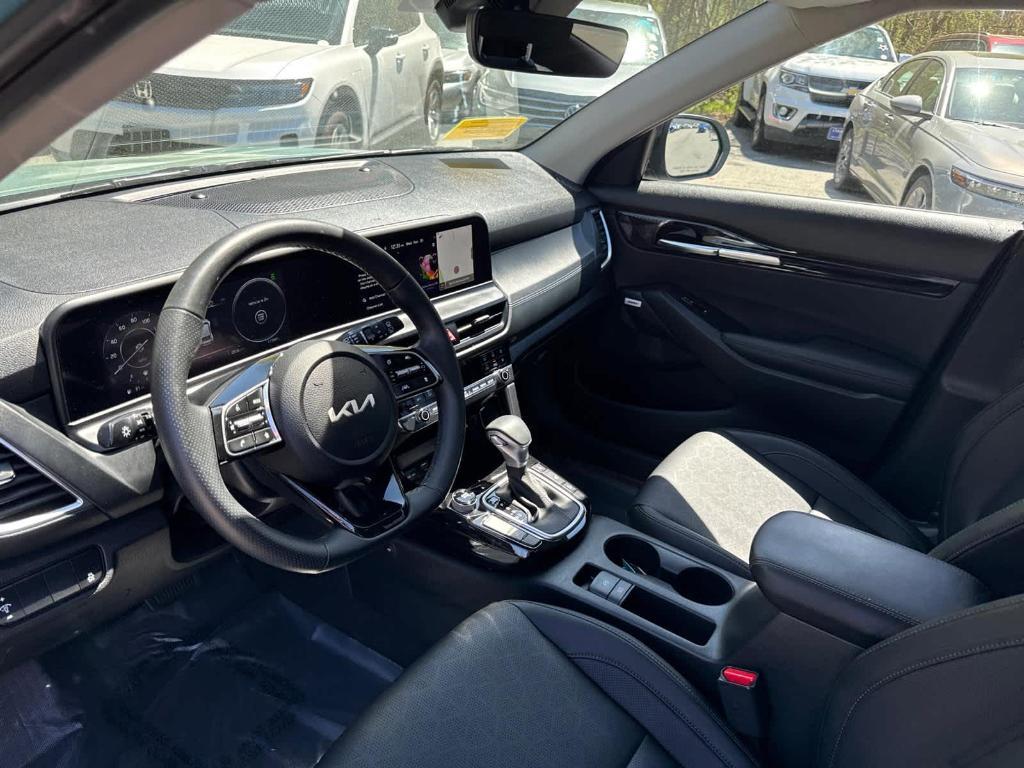 used 2024 Kia Seltos car, priced at $24,788
