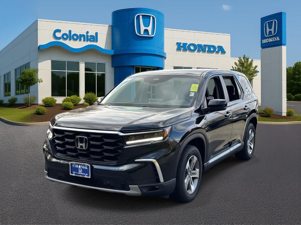 new 2025 Honda Pilot car, priced at $47,095