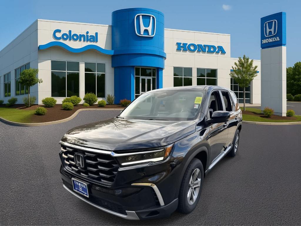 new 2025 Honda Pilot car, priced at $47,095