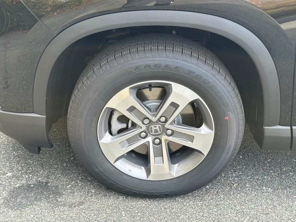 new 2025 Honda Pilot car, priced at $47,095