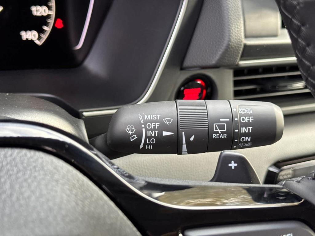 new 2025 Honda Pilot car, priced at $47,095