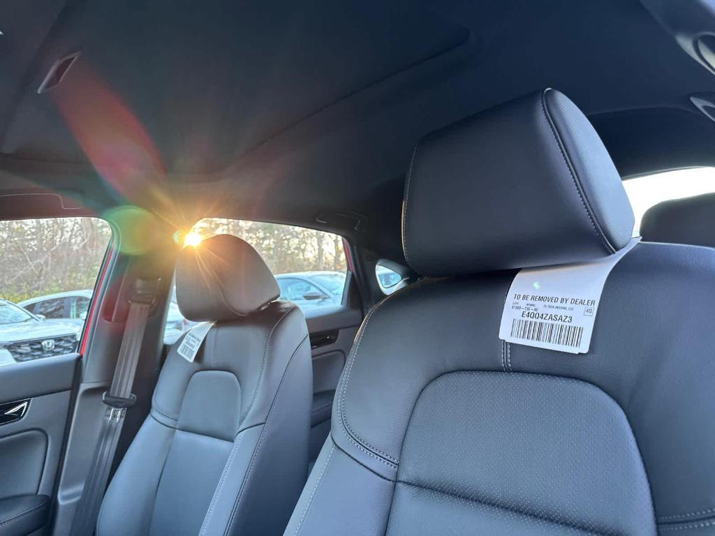 new 2026 Honda Civic Hybrid car, priced at $34,690