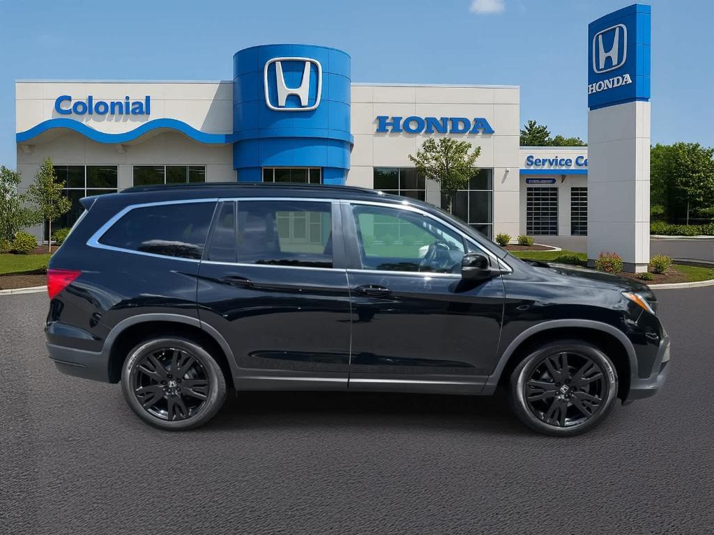 used 2022 Honda Pilot car, priced at $27,888