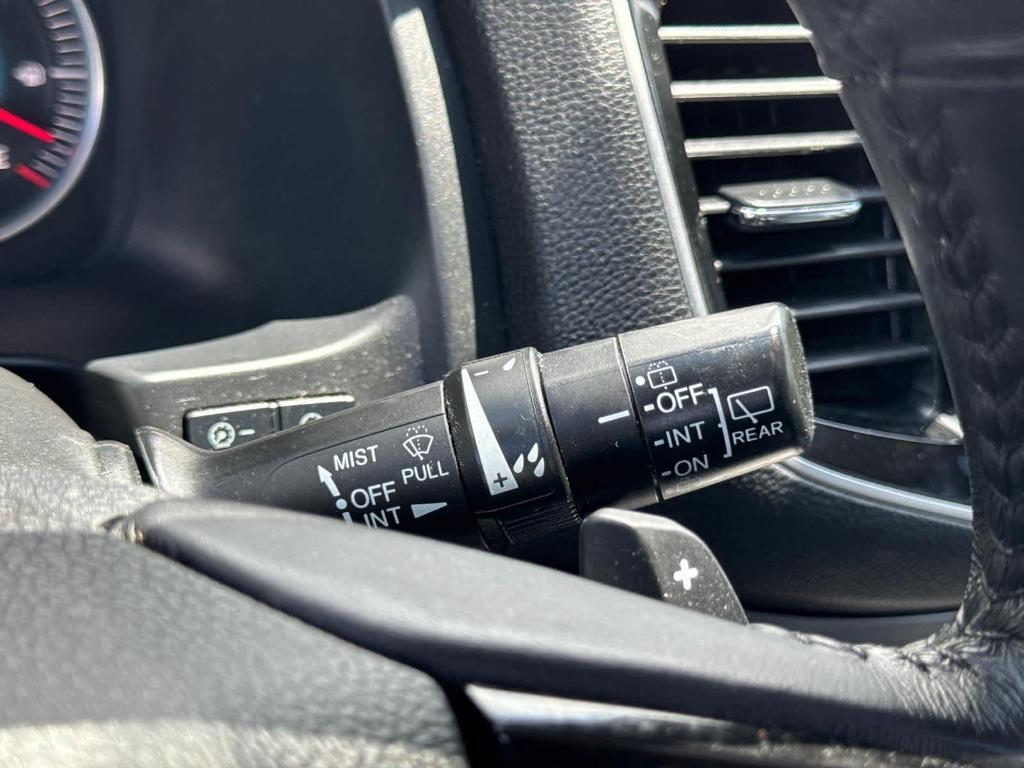 used 2022 Honda Pilot car, priced at $27,888