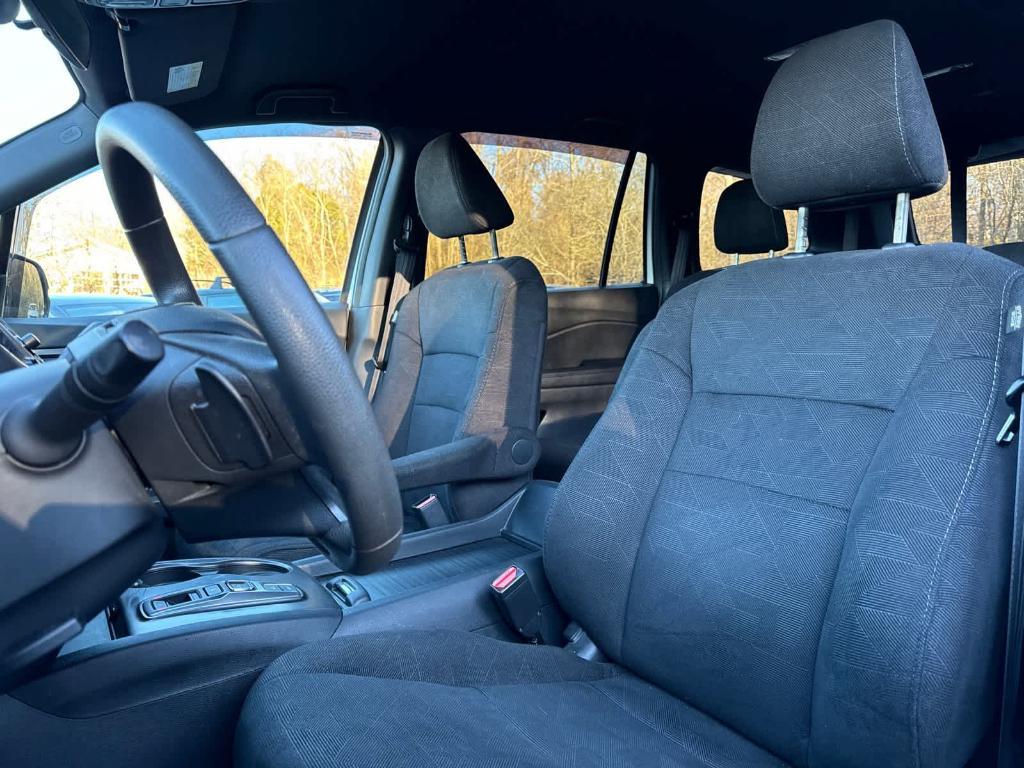 used 2022 Honda Pilot car, priced at $28,388