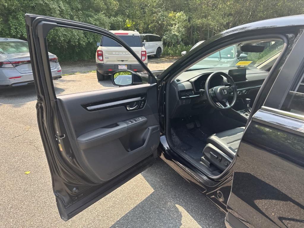 used 2024 Honda CR-V car, priced at $36,995