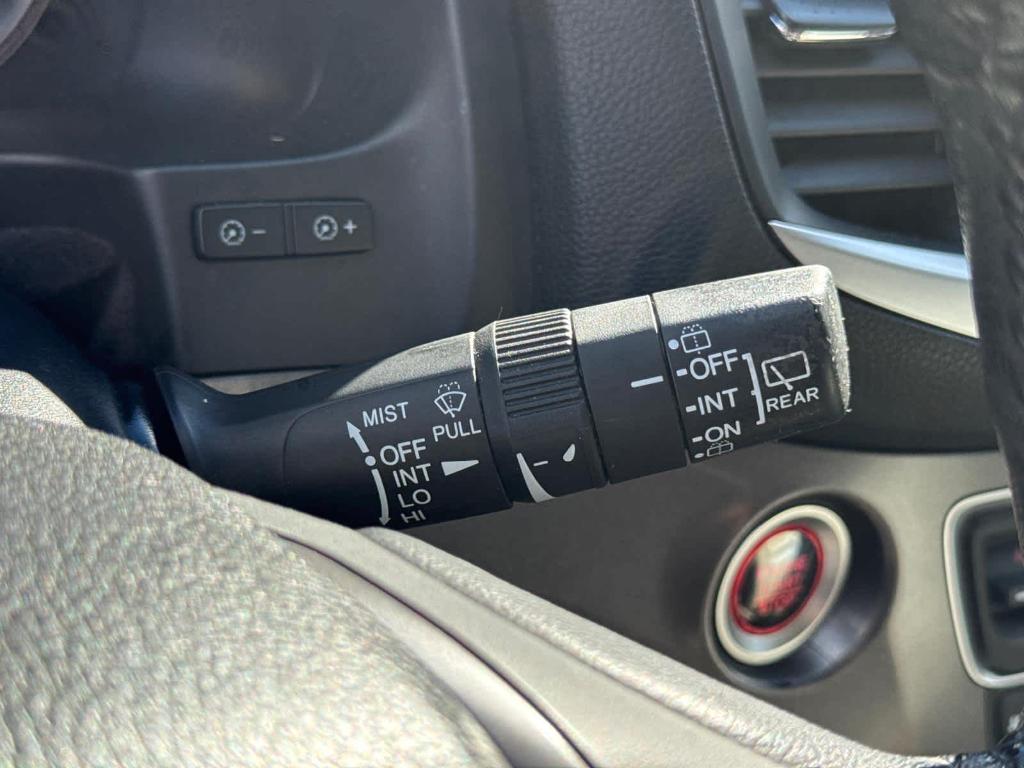 used 2016 Honda Pilot car, priced at $17,995