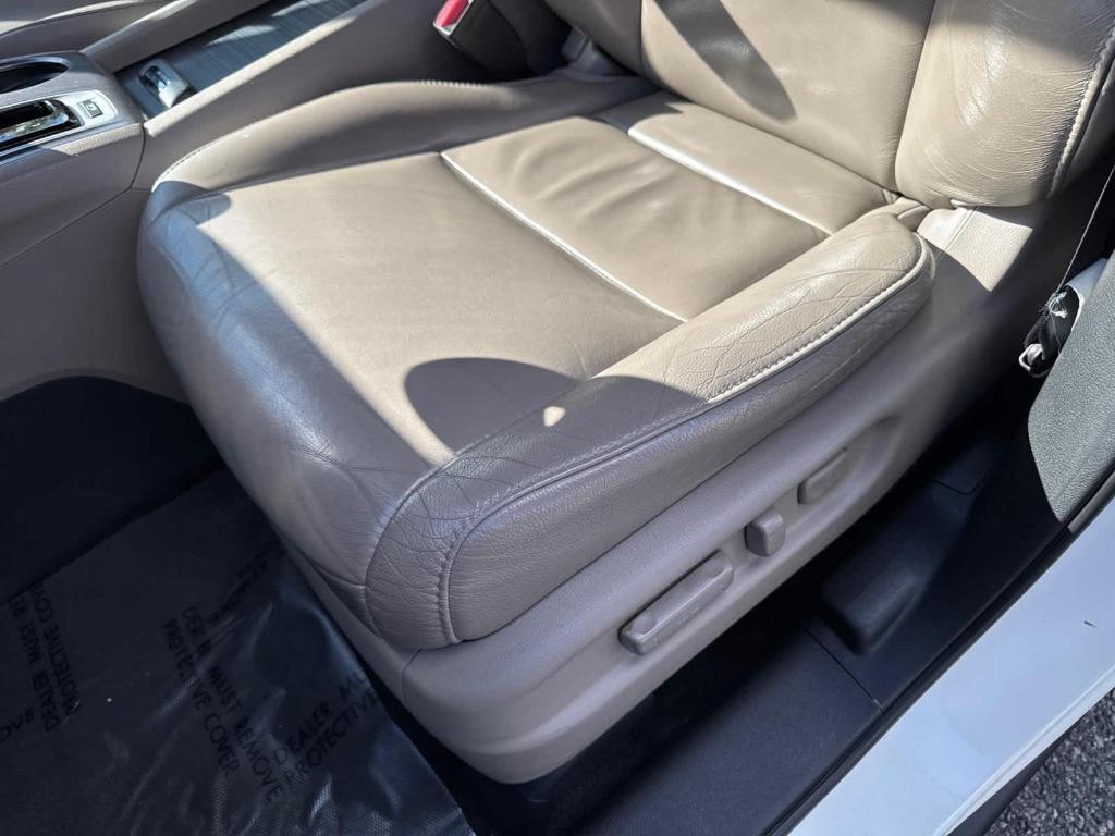 used 2016 Honda Pilot car, priced at $17,995