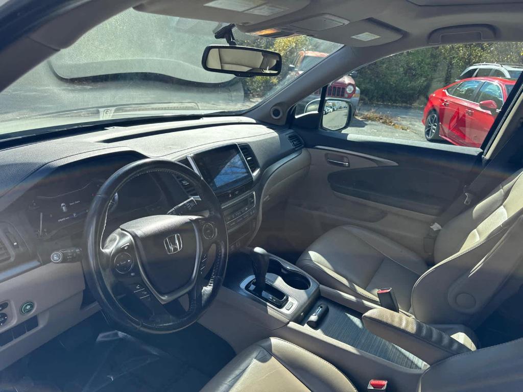 used 2016 Honda Pilot car, priced at $17,995