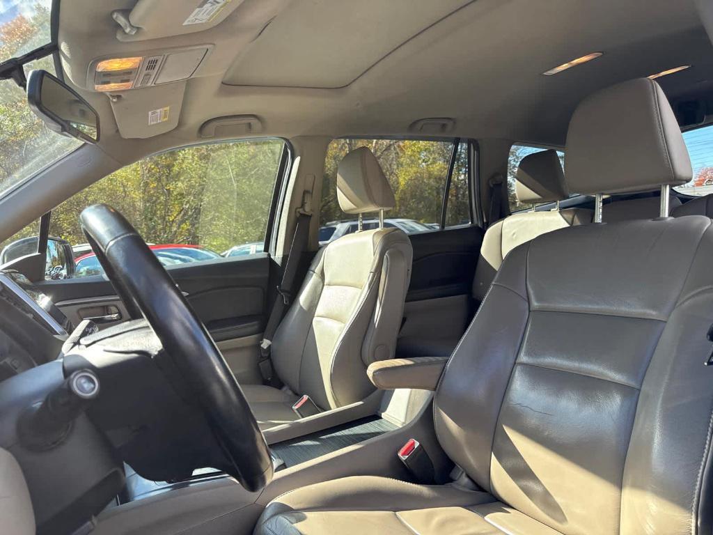 used 2016 Honda Pilot car, priced at $17,995