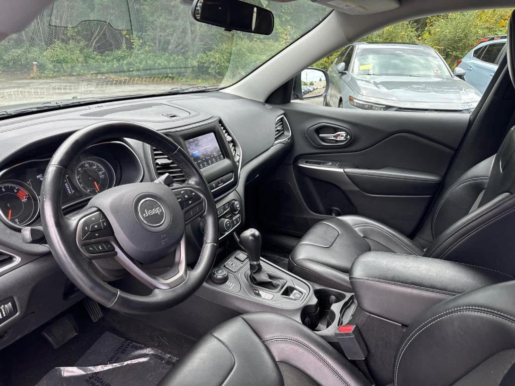 used 2020 Jeep Cherokee car, priced at $17,892