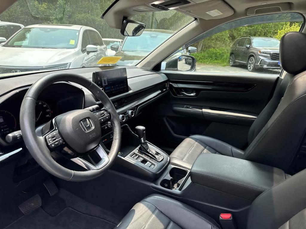 used 2023 Honda CR-V car, priced at $37,895