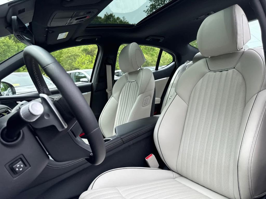 used 2025 Genesis G70 car, priced at $43,494
