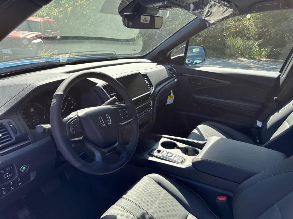 new 2025 Honda Ridgeline car, priced at $49,185