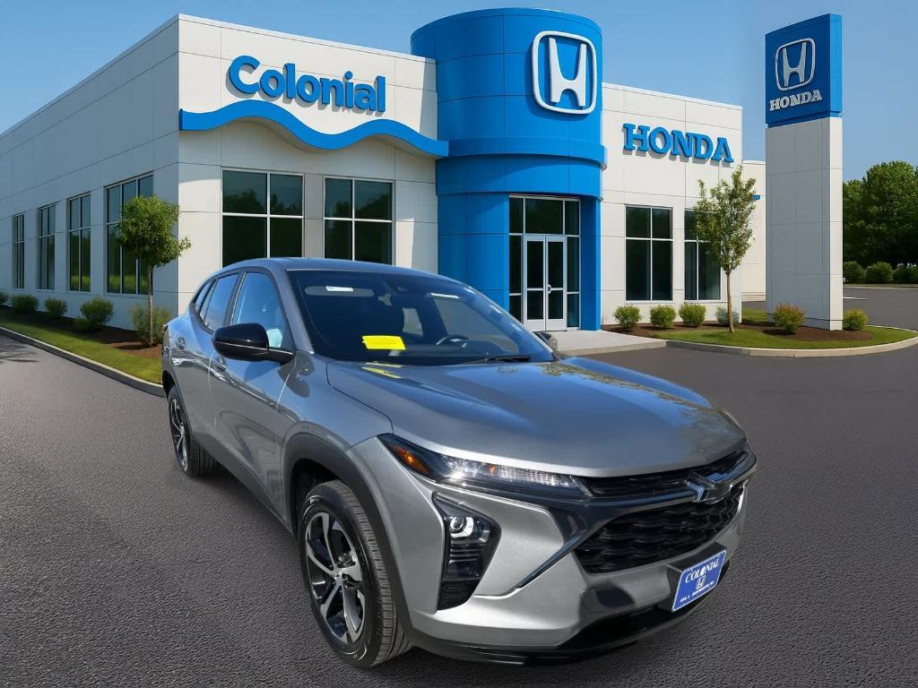 used 2024 Chevrolet Trax car, priced at $21,164
